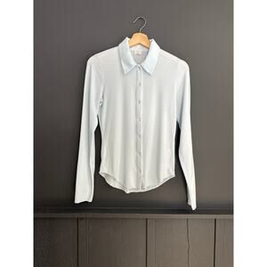 Aritzia Wilfred Pose Long Sleeve Soft Blue Button Down Jersey Shirt Size Small
